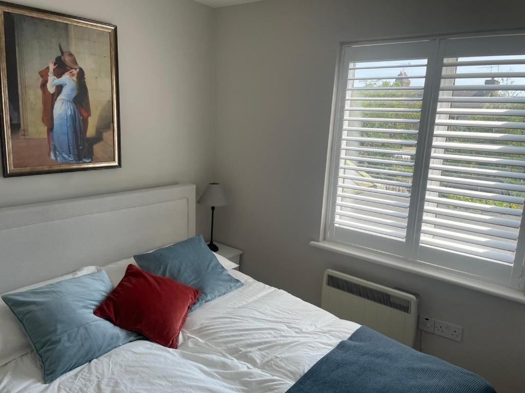 2 Bedroom House In Central Windsor - The Town Kültér fotó